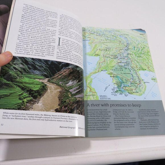 Planet Venus NASA addition National Geographic Magazine 1993 - Picture 7 of 15